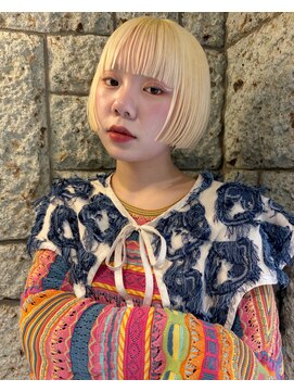 束 natural ブロンド