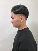 テーパーフェードメンズショートスキンフェード