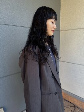 ヘアーアイストゥーレ(HAIR ICI TRE) ロングレイヤーパーマドライパーマプードルパーマダークグレー