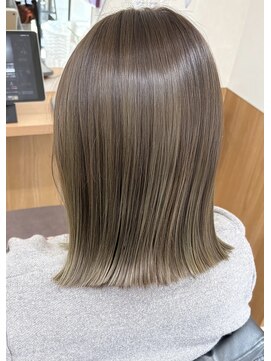 ラフテル(RAFTEL) 【RAFTEL 鴨井】ブリーチなし柔らかオリーブベージュ