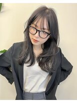 オーレント(AULENT)&nbsp;大人かわいい　暗髪　レイヤーカット　エアリーロング