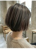 ハイライト×ショートボブ