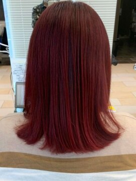 ミーティア バイ クアトロ(Meteor By QUATRO) 個性派☆レッドヴァイオレット