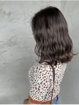 リベルタ(LIBERTA) ダークアッシュ