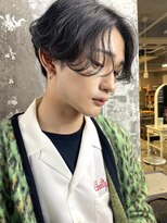 ピア(Pia)&nbsp;毛流れセンターパート