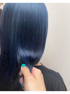 イヴァン アンド リズ 奈良店(IVAn ＆ LIZ) #ブルージュ#ブルーカラー