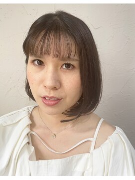 ビレントル(BRENTL) ★カーキベージュ★小顔★ウル艶★ボブ★