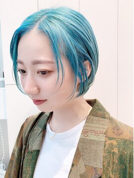 アルバム 渋谷パルコ(ALBUM) エメラルドブルー_グレージュカラーボブウルフ_ba352801