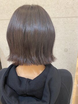 ヴィサージュ ギンザ VISAGE GINZA 外ハネくびれミディ