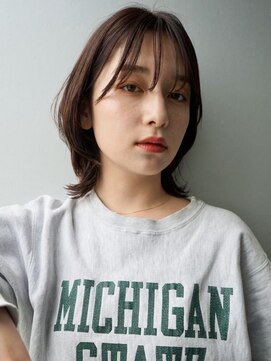 ヒビヲ(HIBIO) 女性らしく上品なくびれショートスタイル