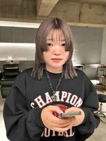 リール(rire)&nbsp;デザインカラーレイヤーカットウェットヘア夏オリーブベージュ