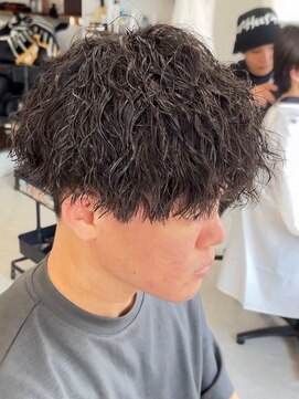フゥ 宇都宮(FeU) 波巻きパーマメンズパーマメンズヘアツーブロックツイストパーマ