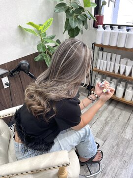 ベルヘアーデザイン 堺東(Belle hair Design) コントラストハイライト/ブリーチ/ハイライト/ケアブリーチ/堺東