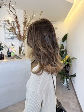 フェーディン(fa/din) バレイヤージュベージュ