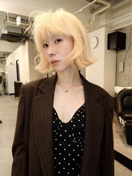 シティ(sity.) 天神　ブリーチなしダブルカラー　レイヤーカット　暖色カラー