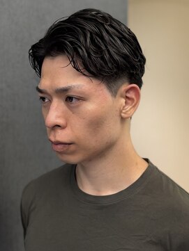 ヨシザワインク プレミアム 横浜 桜木町店(YOSHIZAWA Inc. PREMIUM) ニュアンスパーマツーブロック刈り上げアップバングスタイル