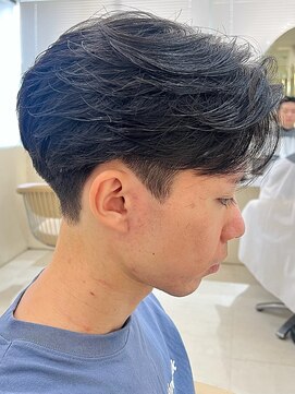 ニコ トウキョウ ヨコハマ(nico) メンズセンターパートウルフセンターパートニュアンスパーマ襟足