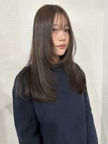 ヴィアーレアンクスタイル(VIALE Ank style) 赤み消しオリーブグレージュ+抜け感フェイスレイヤー