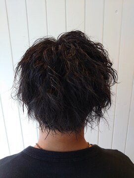 シザーズ(scissors) ツイストスパイラルパーマ