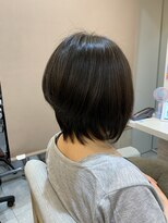 アマニ ヘアー ホスピタル(AMANI. HAIR HOSPITAL)&nbsp;前下がりレイヤーボブ