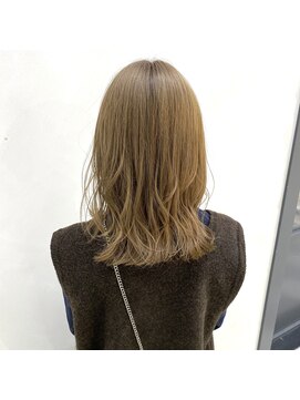 テラス アヴェダ ららぽーとエキスポシティー店(Terrace AVEDA) 抜け感抜群☆ブリーチ1回で作るベージュカラー♪