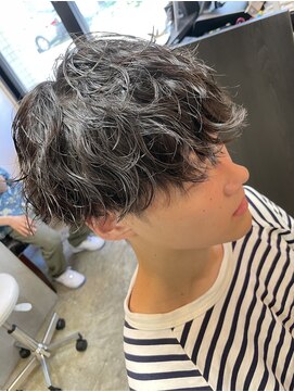 ジュンヌオム リンカラン(Jeune Homme LINGKARAN) 波巻きスパイラル×マッシュ