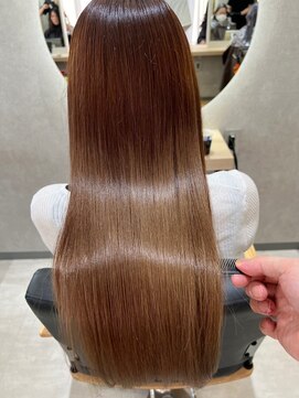 ジーナ 本八幡(Zina) 大人かわいい20代30代40代小顔ショコラベージュ　Zina本八幡