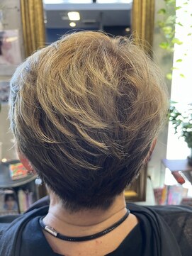 ベルファーレ(velfarre) おしゃれショート