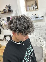 ヘアーグランデシーク(Hair Grande Seeek) ホワイトメッシュツイスパ