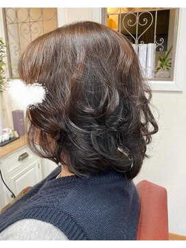 ベルク(Belk) ミディアム:ゆる巻き