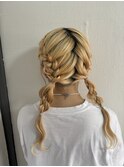 ヘアアレンジ《三つ編みツイン》