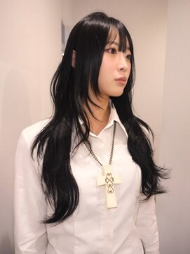 デコ(DECO) 黒髪ハッシュカットでリアル韓国スタイル！くびれが大事！