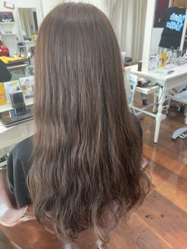 ウェルズ グランデ 田原本店(Well's GRANDE) ゆるふわパーマ