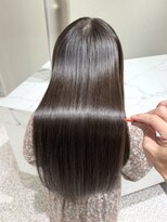 キュア 池袋(CURE)&nbsp;7トーン透明感ヘーゼルベージュ×髪質改善ストレート #131