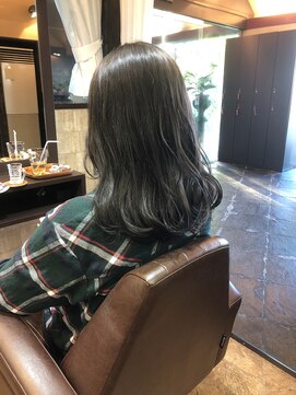 ナトゥーラ 岐阜(Natura) アッシュグレー