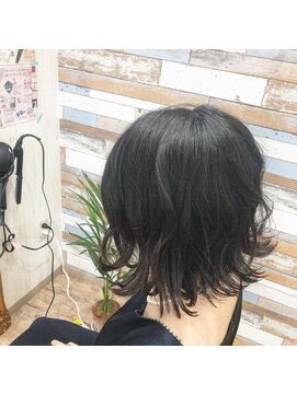 ハウオリ ヘアーワークス(Hauoli hair works) 外ハネアレンジ