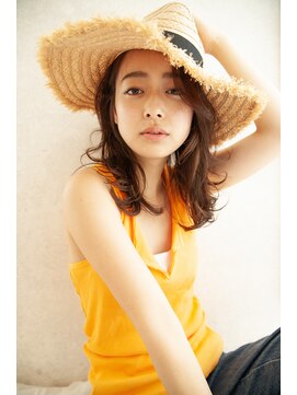 ルーク 立川(LUK) Lien☆レイヤー外ハネ毛先パーマ×かきあげバング　立川