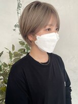 トレヘアー(tRe hair) ショートカット　くすみベージュ