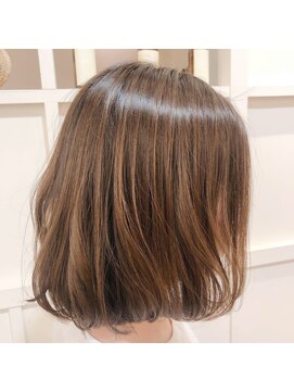 エノワ ヘアラウンジ 浦和駅西口本店(enowa HAIR LOUNGE) 扱いやすさ抜群のロングボブ