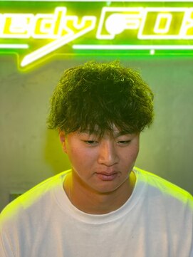 グリーディーフォックス 代々木(Greedy FOX) 韓国マッシュ/センタ-パ-ト/ツイストスパイラル/スキンフェード