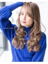 AFLOAT明日香の ゆるふわウェーブ ロング ベージュカラー