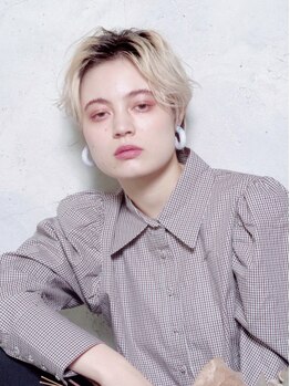 ブランカヘアー 西尾(BLANCA HAIR)の写真/【実力派が勢揃い】旬の垢抜けショートなら【BLANCA】にお任せ！高いカット技術で自分史上最高の小顔に！