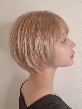 リンドヘアー(Lindo hair) ピンクブロンドショート