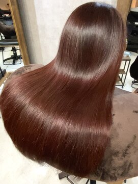 スリー(THREE) 髪質改善トリートメント 縮毛矯正 髪質改善ストレート 大阪