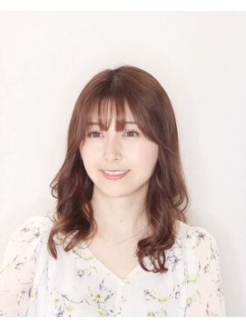 アンベリールフルー(EMBELLIR fleur) フェミニンカールスタイル 30代40代50代 表参道