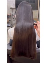 シウン(SIUN.)&nbsp;理想のストレートヘア