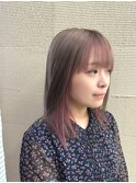くすみベージュ×ピンク