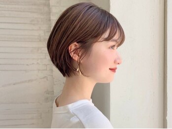ノイカーム(noi Calm)の写真/《*上品で、シルエットのキレイなショートヘア*》再現性高く伸びても綺麗に＊顔まわりレイヤーとの相性も◎