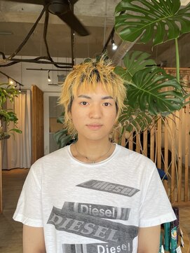 レア(Lea) スパイキーウルフ