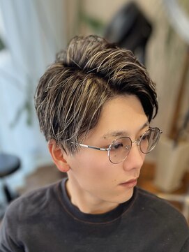 フィッシュヘアー(fish hair) メンズスタイル/ハイライト/抜きっぱなし/メンズ